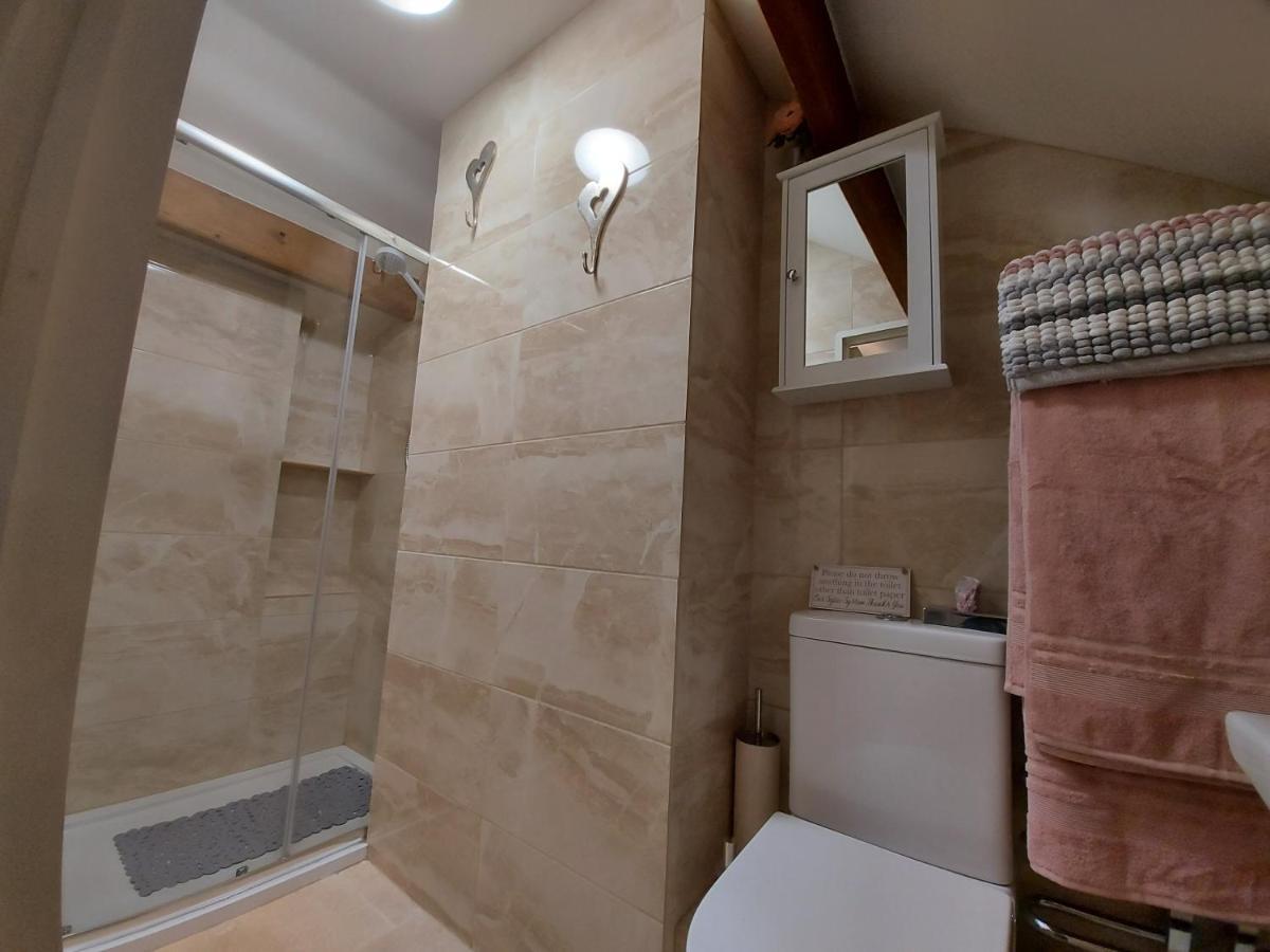 Holiday home Saughall Mill Farm Chester