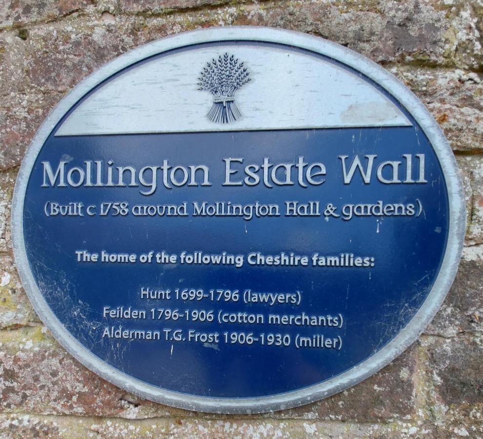 Holiday home Saughall Mill Farm Chester