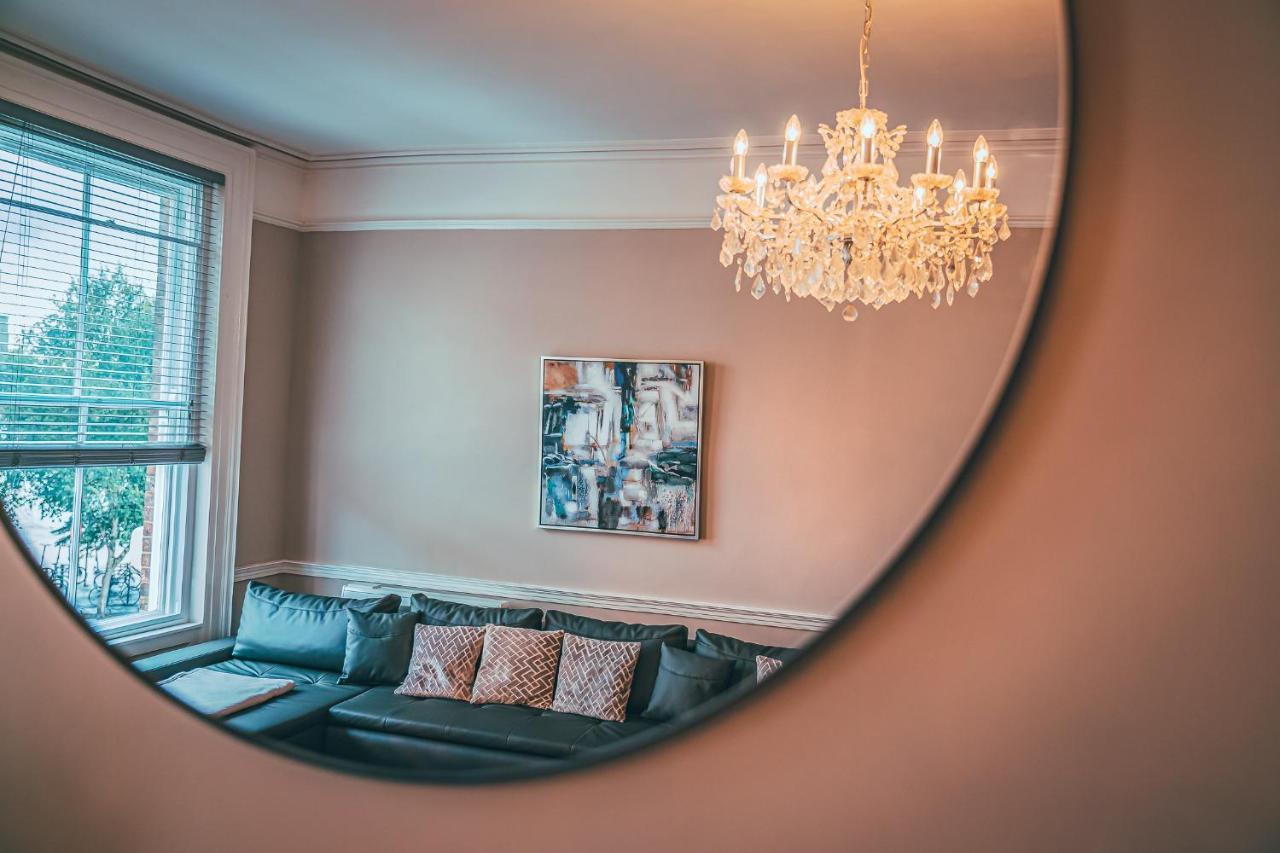 Apartment 63 Rows City Centre C By Rework