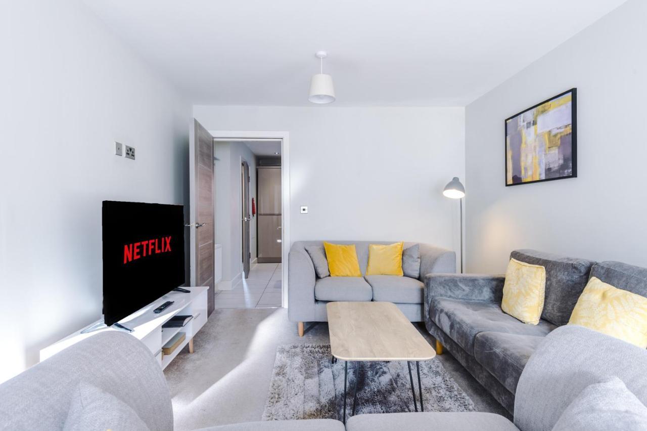 Apartment Weaver House *