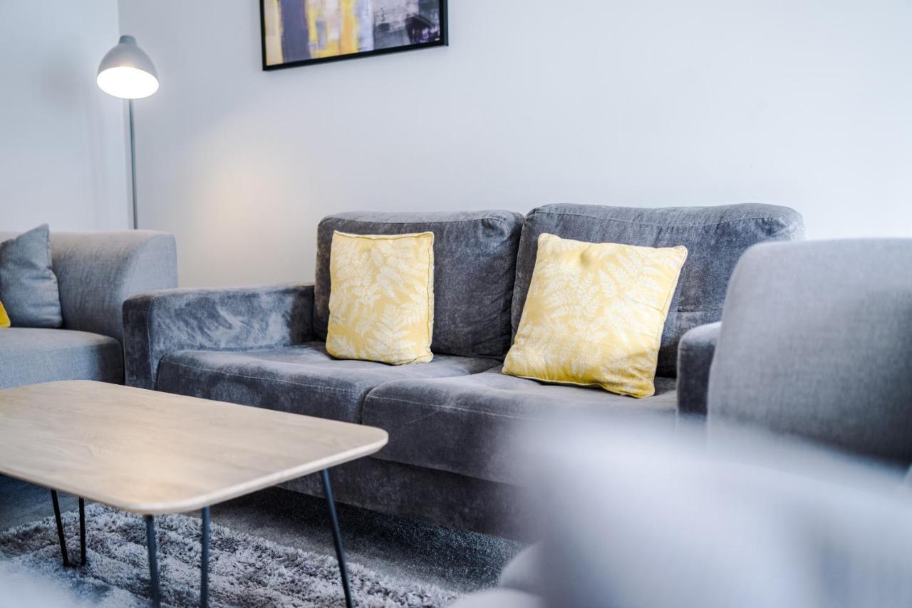 Weaver House Apartment *