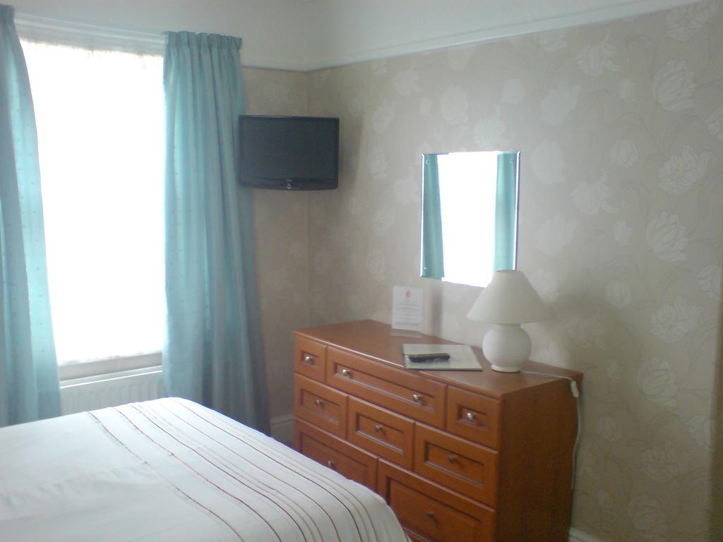 Cheltenham Hotel Chester