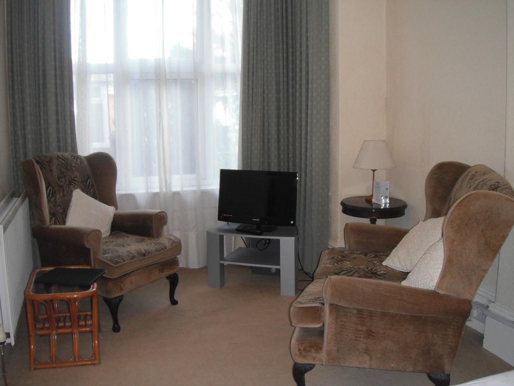 Cheltenham Hotel