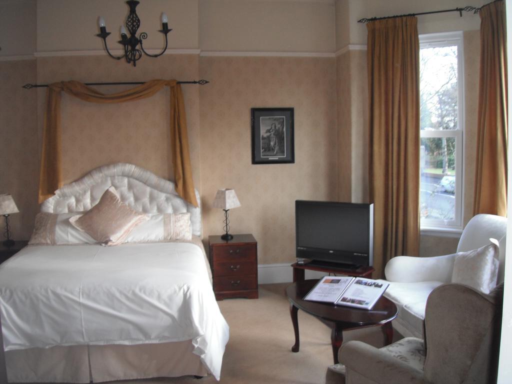 Cheltenham 4*