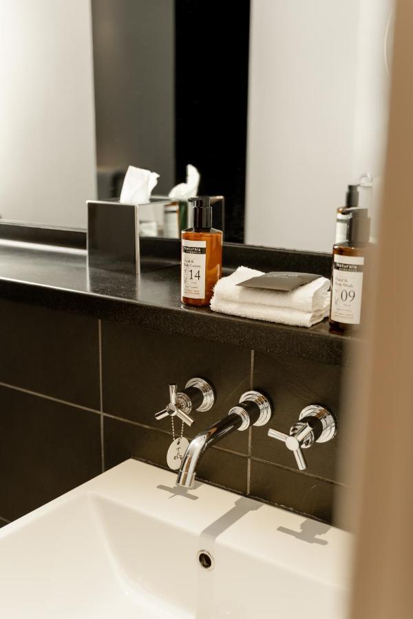 Abode 4*
