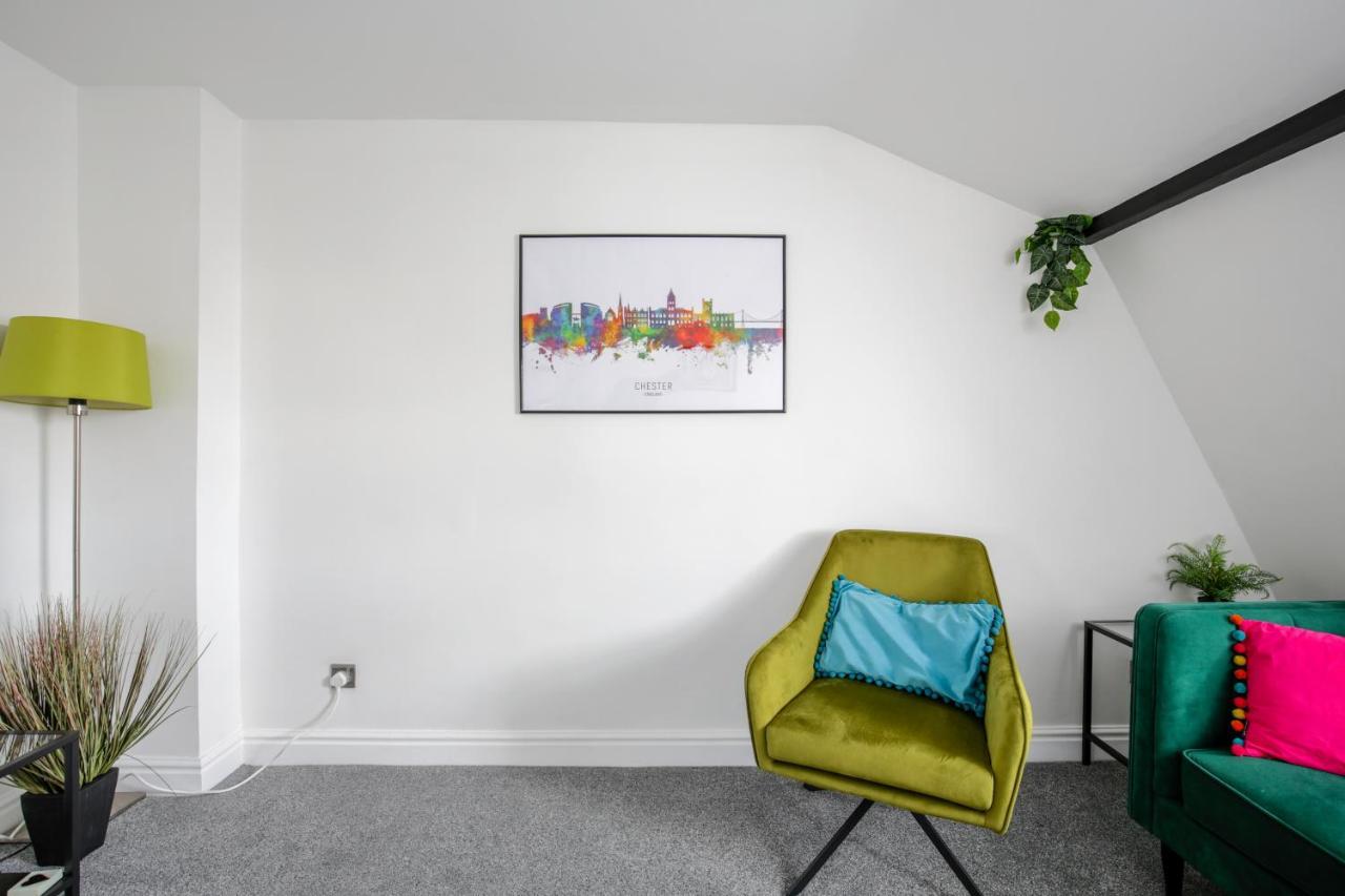 Apartment - Beautiful Loft With Parking Chester