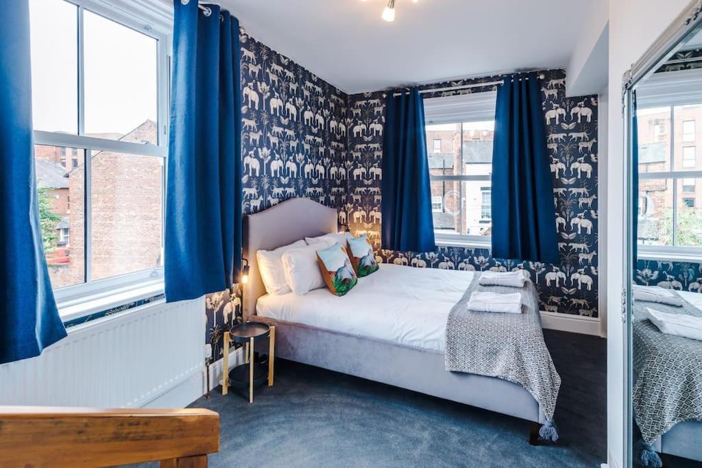 Zooblu: 1-bed Chester