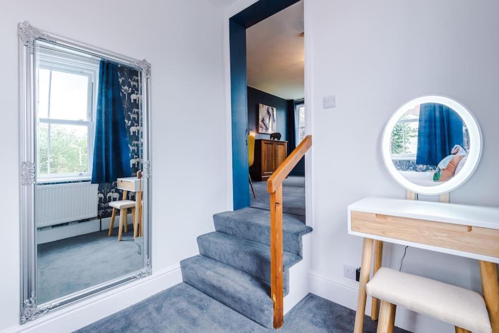 Zooblu: 1-bed