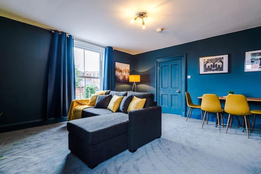 Zooblu: 1-bed Apartment Chester