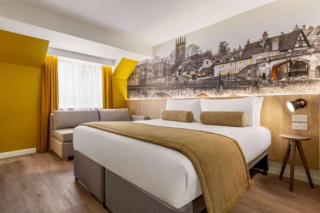 Super 8 East Hotel Chester