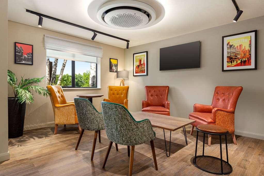 Super 8 East Hotel
