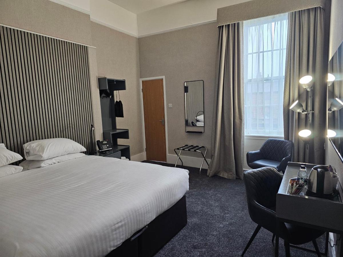 The Townhouse Hotel