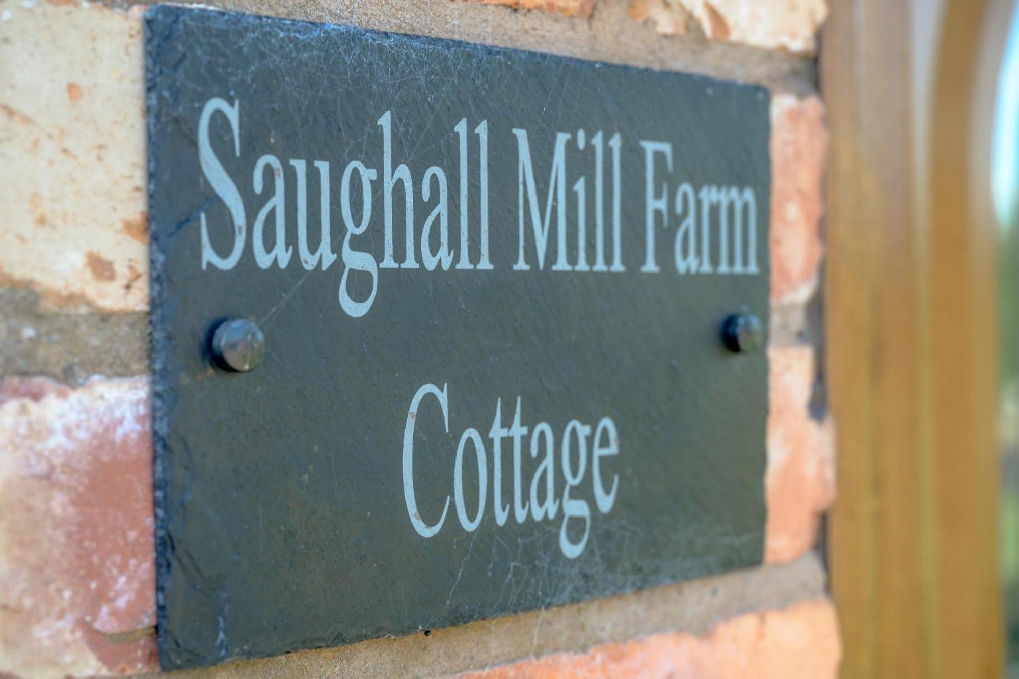 Holiday home Saughall Mill Farm Chester