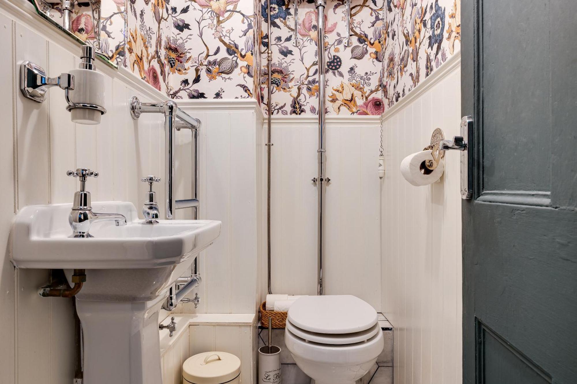 Apartment Insta-worthy Loft On Historic Rows, Sleeps 4 & Free Parking *