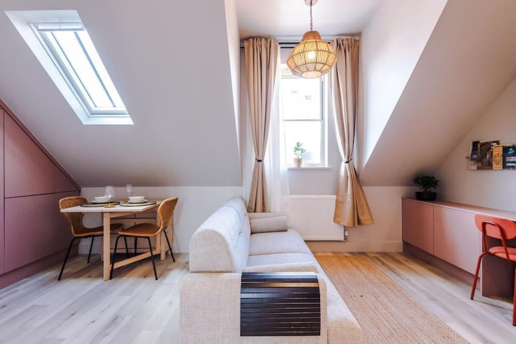 Apartment Centre Free Parking And Luxury Finishes