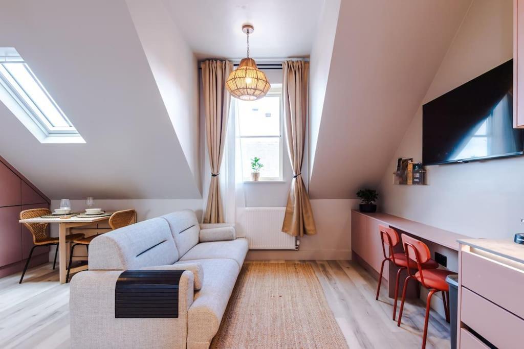 Centre Free Parking And Luxury Finishes Apartment Chester