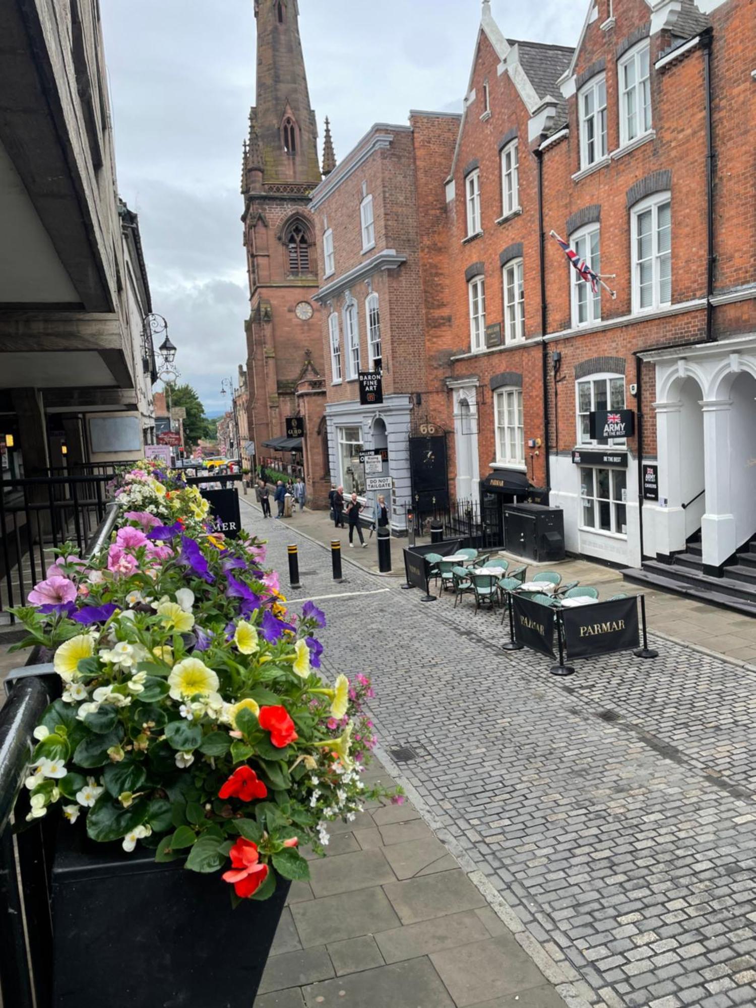 Bed & Breakfast Jeans Place Watergate St Rows Near Racecourse Chester
