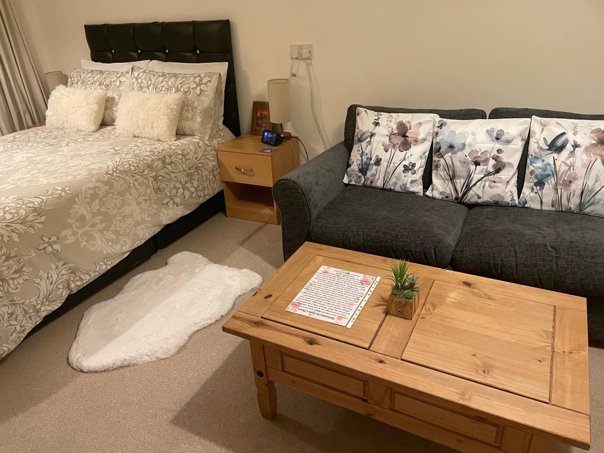 Jeans Place Watergate St Rows Near Racecourse * Chester