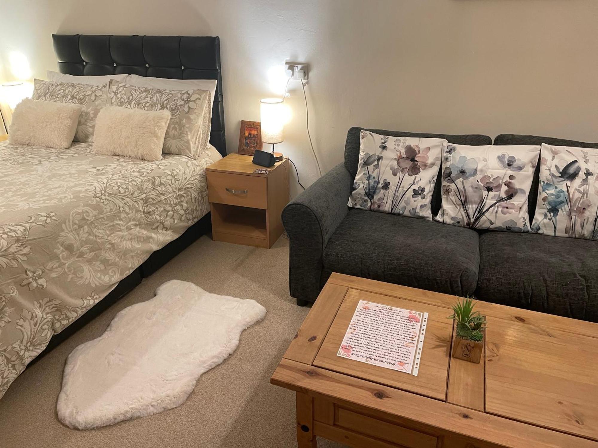Bed & Breakfast Jeans Place Watergate St Rows Near Racecourse *