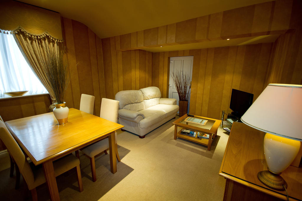 Hotel Green Bough Chester
