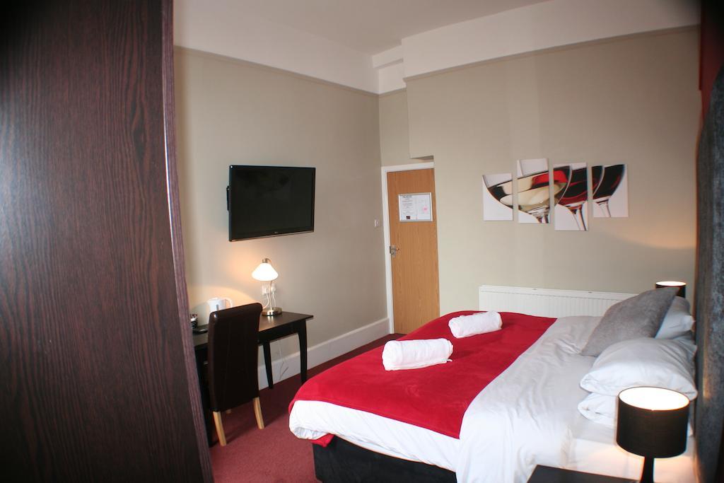 The Townhouse Hotel