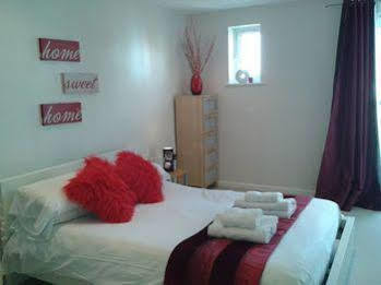 Racecourse Serviced 4* Chester