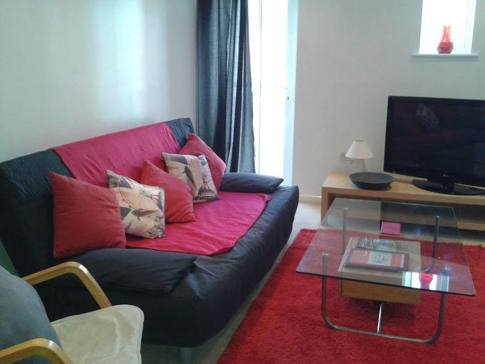 Racecourse Serviced Hotel