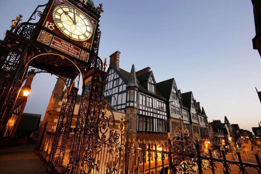 Racecourse Serviced Hotel 4*