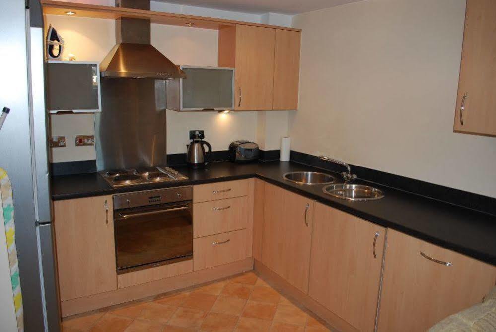 Racecourse Serviced Hotel