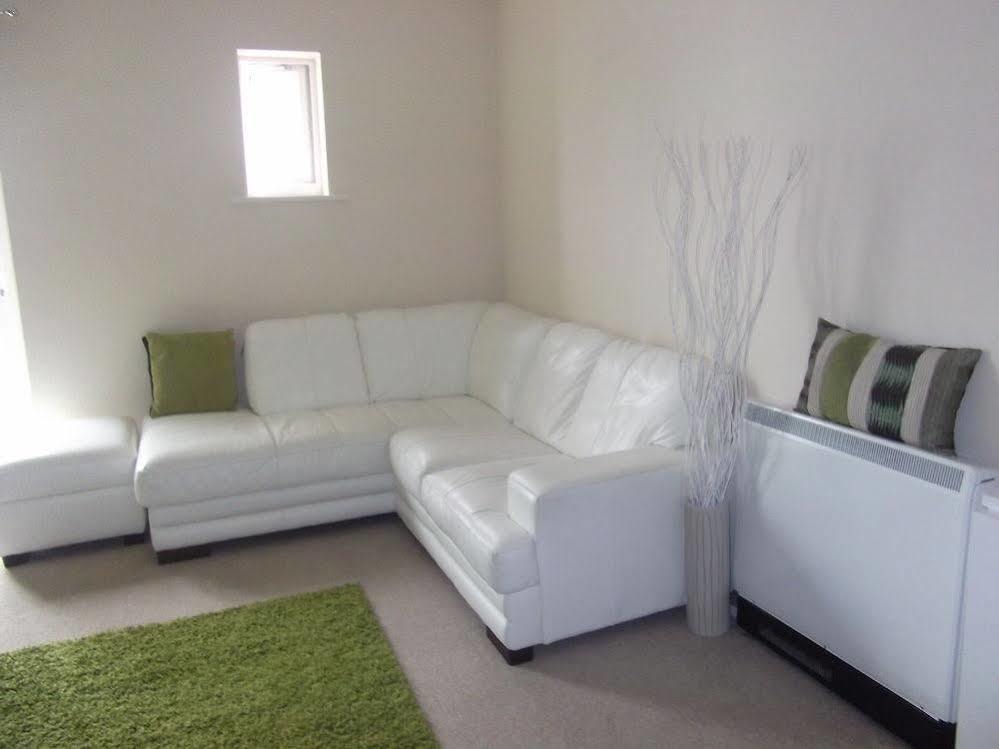 Racecourse Serviced 4*