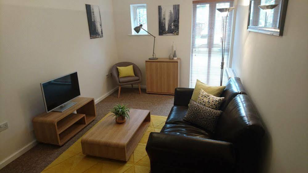 Hotel Racecourse Serviced