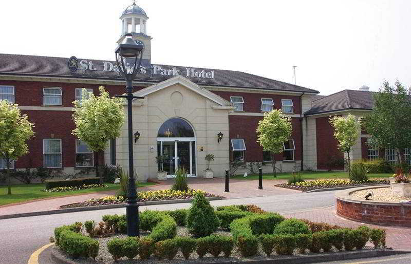 St Davids Park Hotel 4*
