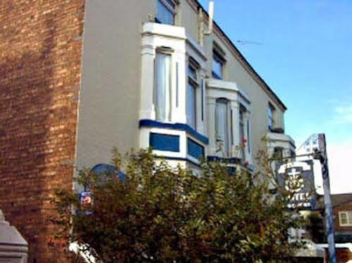 Hotel Hamilton Court