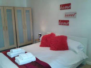 Racecourse Serviced Hotel Chester