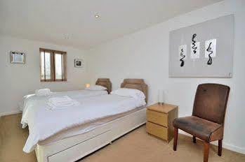 Racecourse Serviced 4* Chester