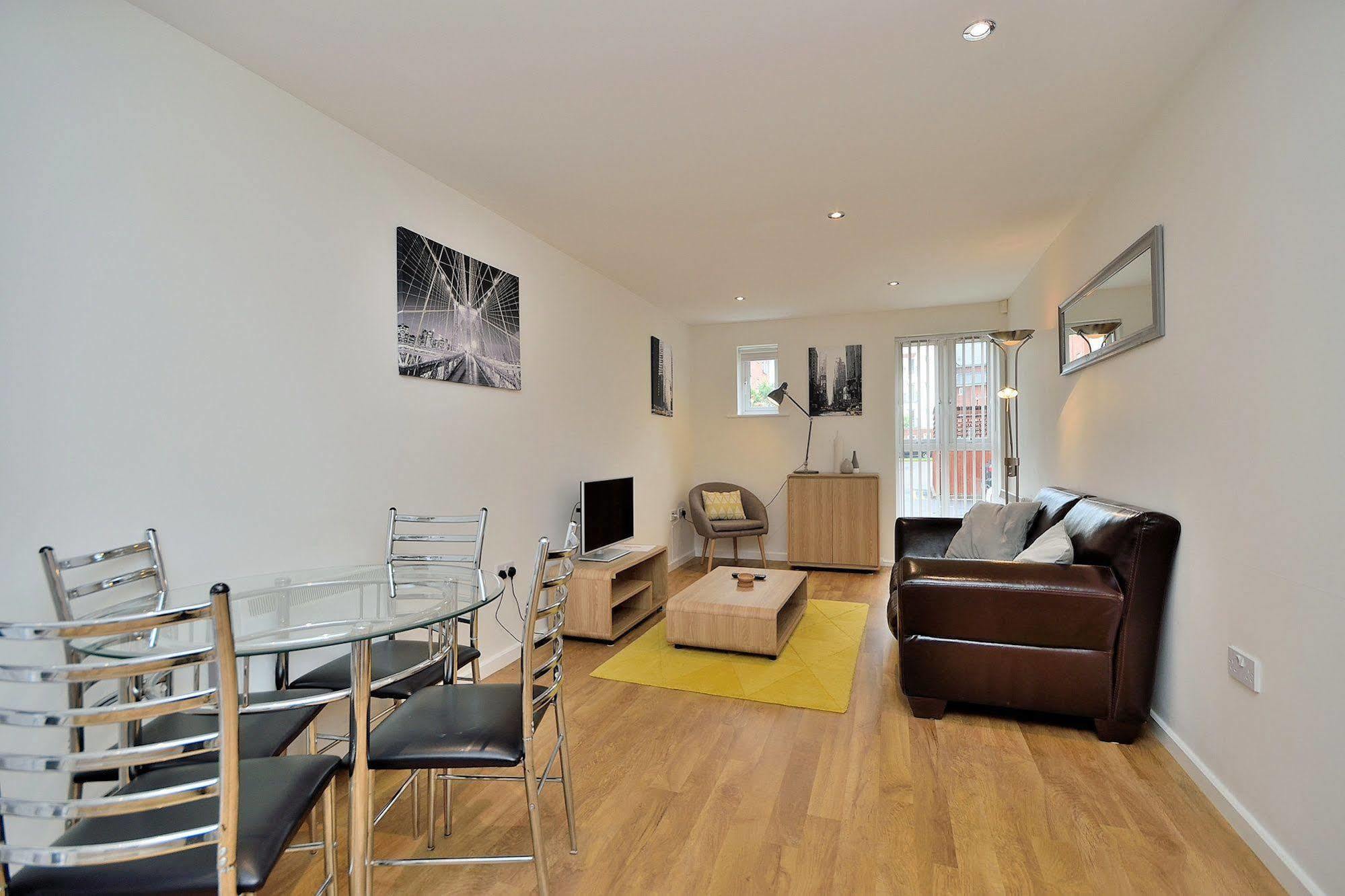 Racecourse Serviced Hotel Chester