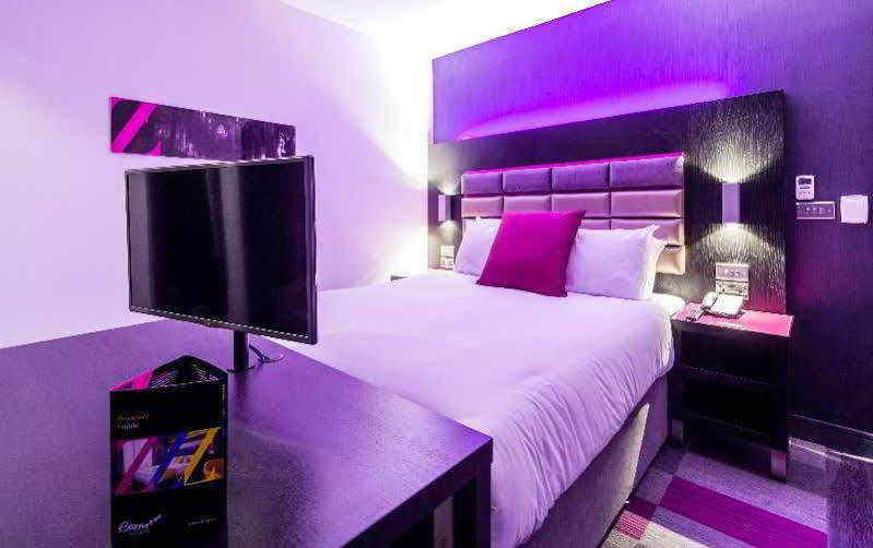 Roomzzz 4*