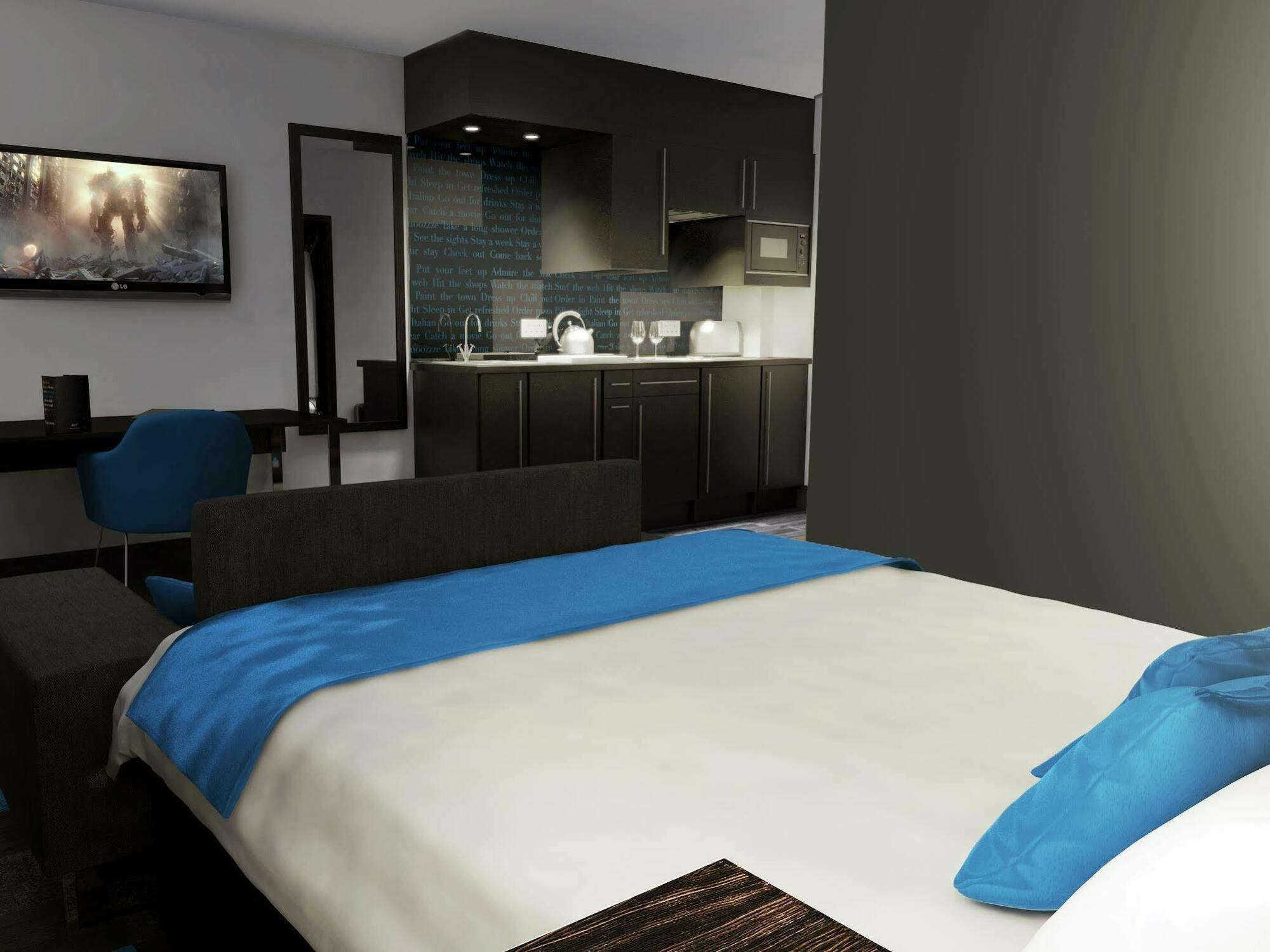 Roomzzz Aparthotel