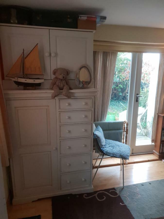 Homestay The Garden Room, Pets, Fridge Tv Chester