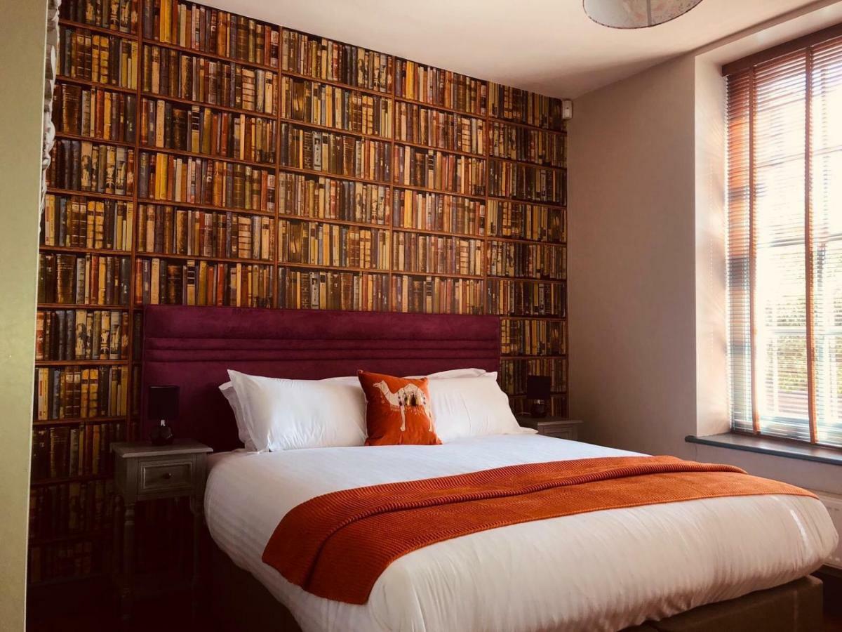 Hotel Oddfellows & Chester