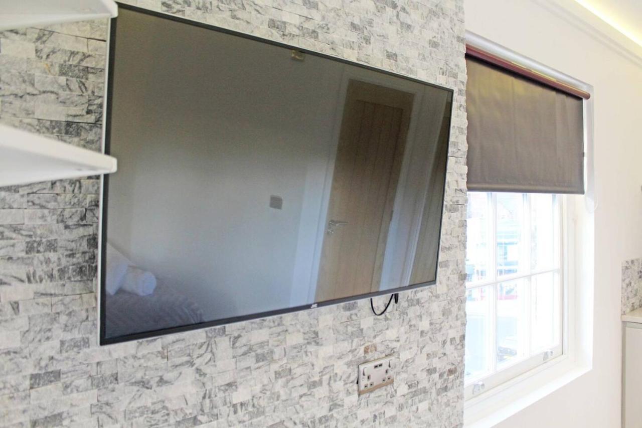 Grosvenor 5 - Modern Central Studio - City Centre Location * Chester