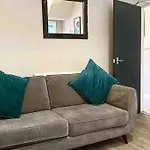 The Terrace Chester, Modern 3 Bed House