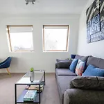 Chester Stays - Best Value Apartment With Free Parking In The Heart Of Chester
