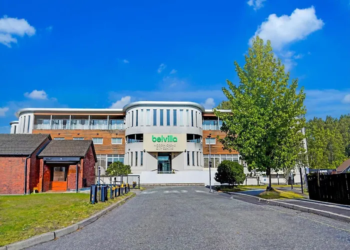 Belvilla Crewe City Centre Hotel Family Room 4