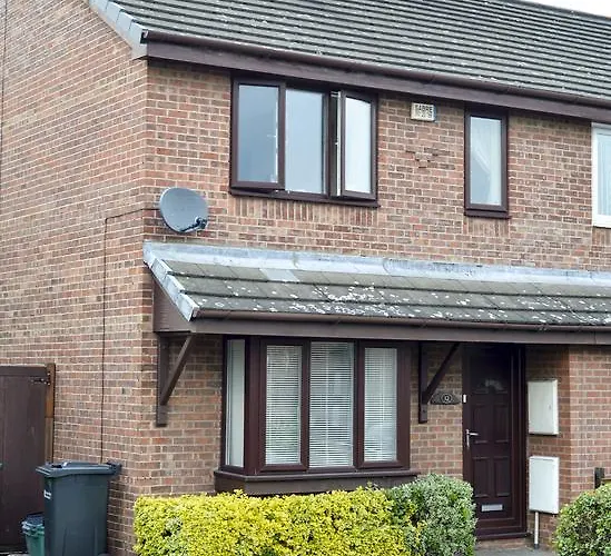 32 Pentland Close