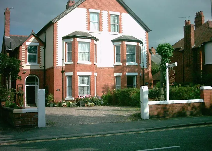 Shenley Lodge