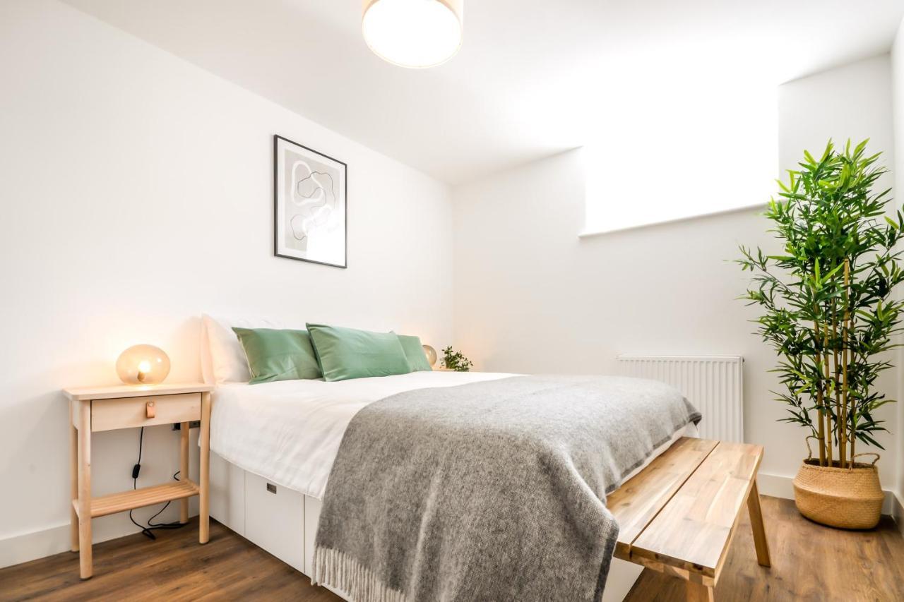 Concorde House Luxury - * Chester