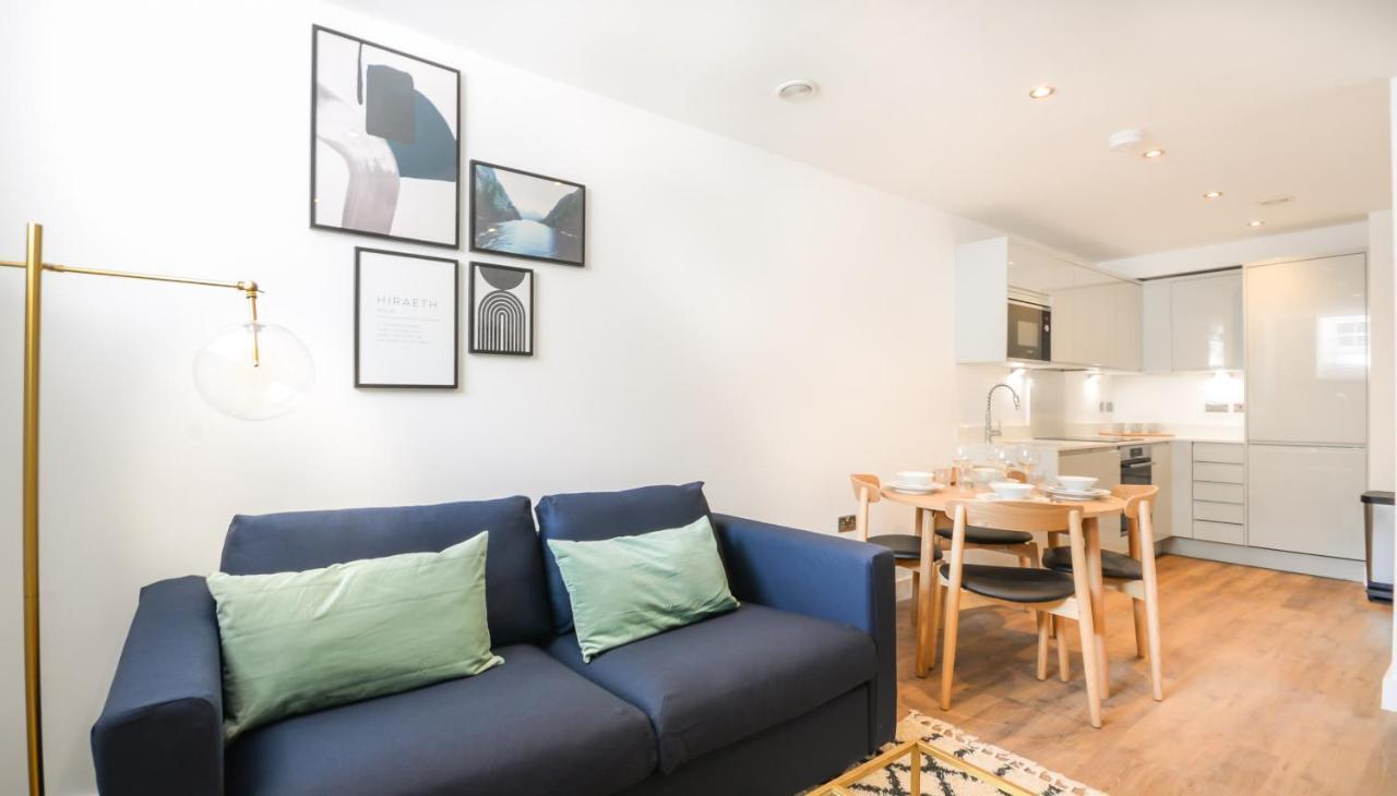 Concorde House Luxury -