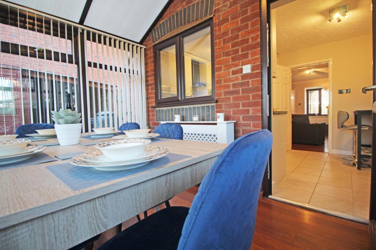 Holiday home The Barwoods - Modern Spacious In - Parking