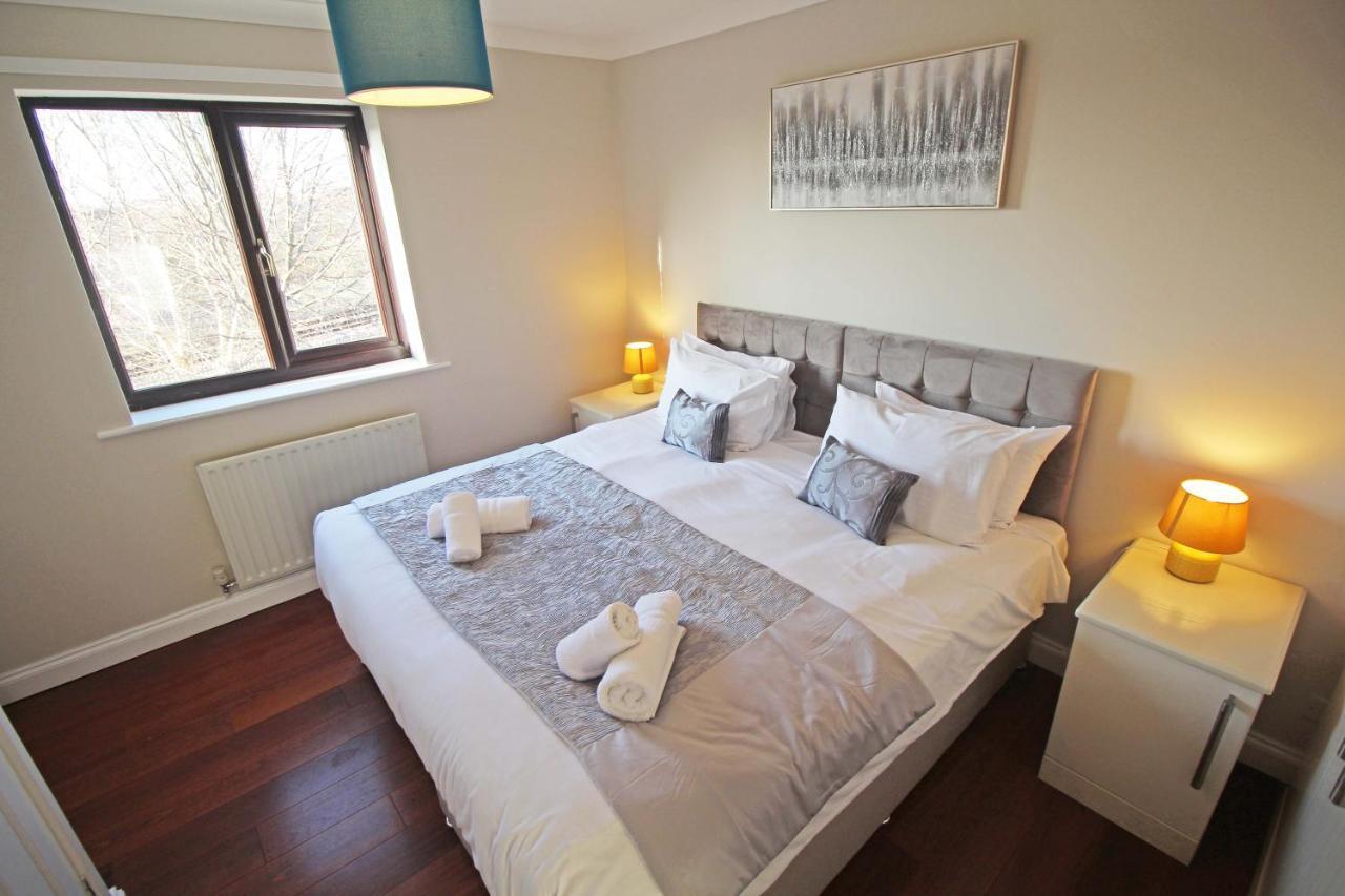 Holiday home The Barwoods - Modern Spacious In - Parking *